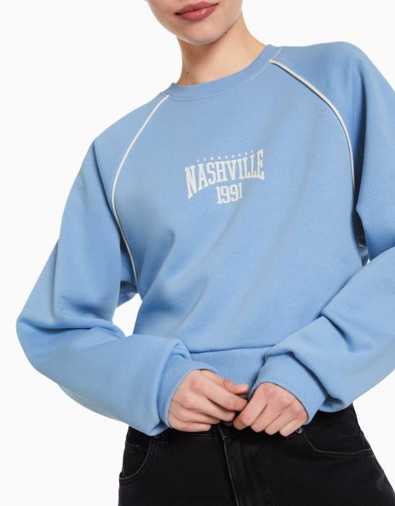 Blau Bershka Frauen Sweatshirt mit Rundhalsausschnitt und Kontrastdruck H00J1264