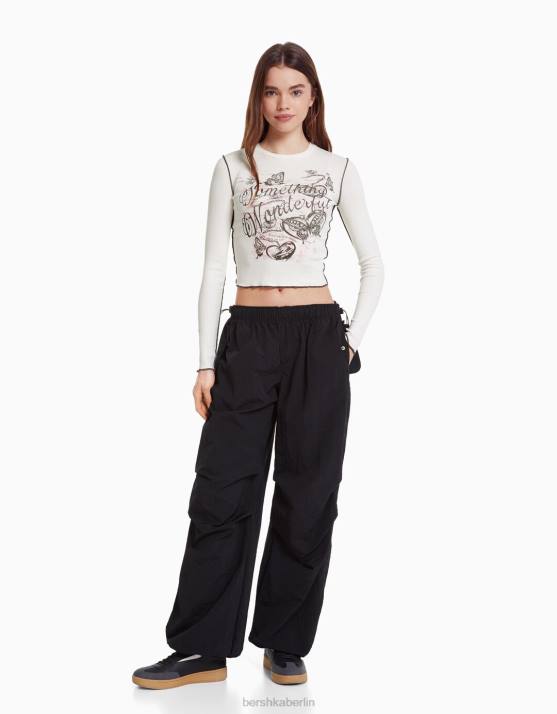 Creme Bershka Frauen Geripptes Langarm-T-Shirt H00J641