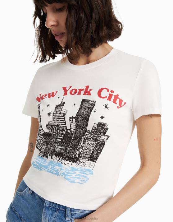 Creme Bershka Frauen Kurzarm-T-Shirt mit Aufdruck H00J494