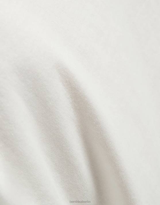 Creme Bershka Frauen Kurzarm-T-Shirt mit Aufdruck H00J506