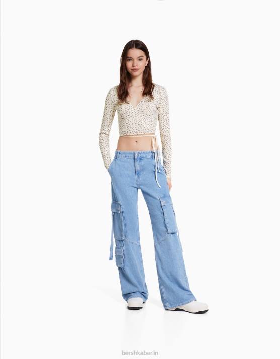 Creme Bershka Frauen Langärmliges Ballerina-T-Shirt aus Pointelle-Strick H00J634