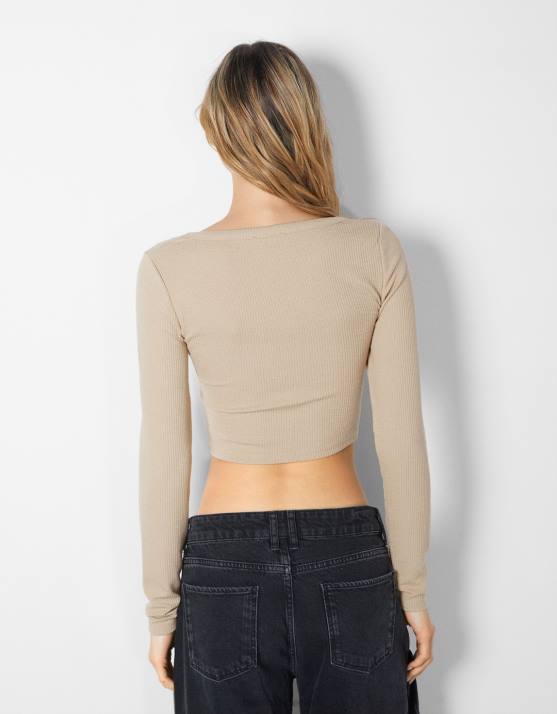 Kamel Bershka Frauen Geripptes, strukturiertes Langarm-T-Shirt H00J593