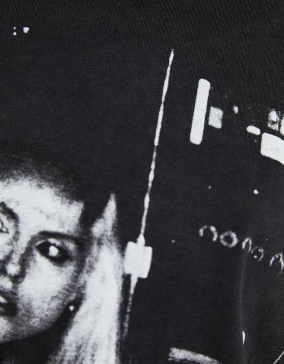 Schwarz Bershka Frauen Kurzärmliges T-Shirt mit Blondie-Print H00J552