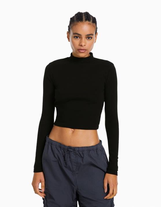 Schwarz Bershka Frauen Langärmliges T-Shirt mit hohem Kragen H00J408