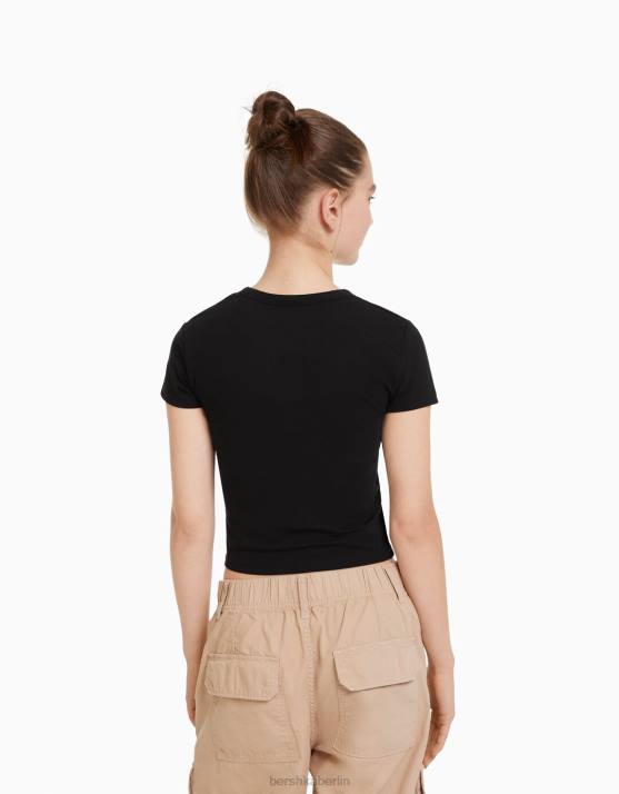 Schwarz Bershka Frauen Tailliertes Kurzarm-T-Shirt H00J619