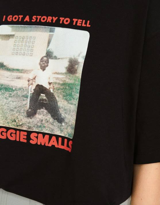 Schwarz Bershka Frauen der berüchtigte B.I.G. Bedrucktes, kastenförmiges, kurzärmliges T-Shirt H00J546