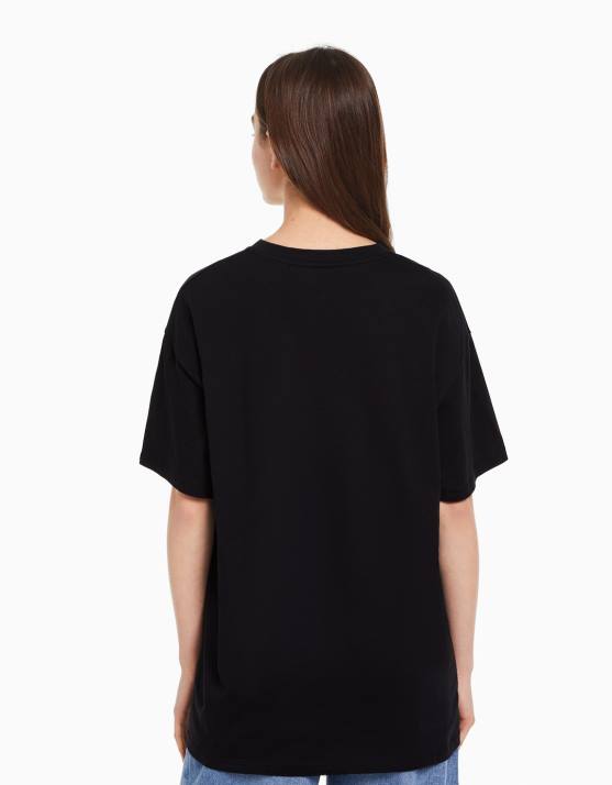 andere Bershka Frauen „Darling in the Franxx“-Kurzarm-T-Shirt mit Aufdruck H00J602