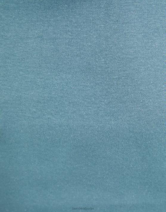 blau verwaschen Bershka Frauen Kurzarm-T-Shirt mit U-Ausschnitt H00J568