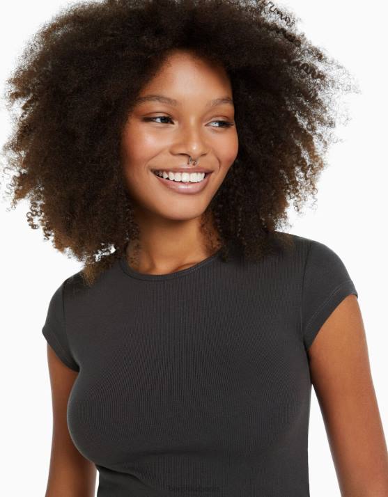 exklusiv Bershka Frauen Geripptes Kurzarm-T-Shirt H00J353