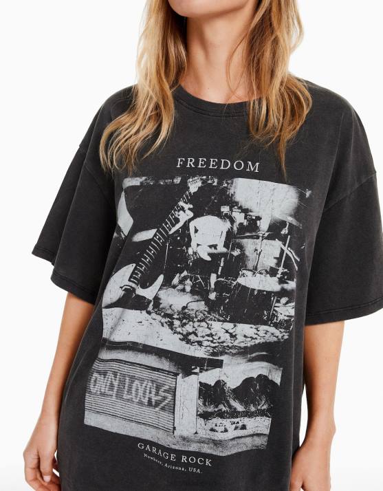 grau Bershka Frauen Kurzarm-T-Shirt mit Aufdruck H00J550