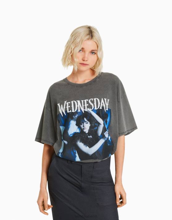 grau Bershka Frauen Kurzarm-T-Shirt mit Mittwochs-Print H00J475