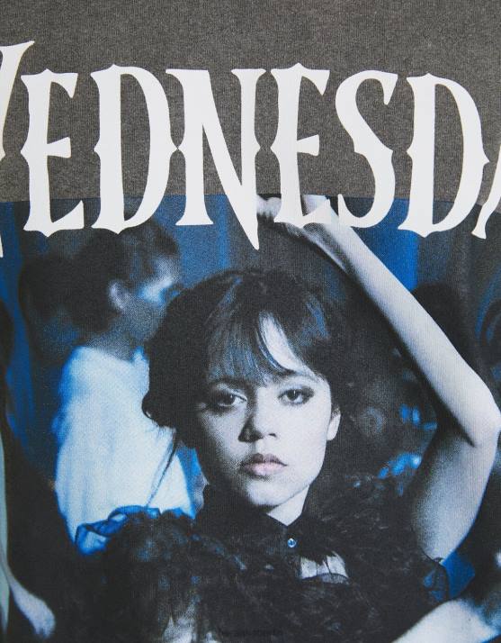 grau Bershka Frauen Kurzarm-T-Shirt mit Mittwochs-Print H00J475