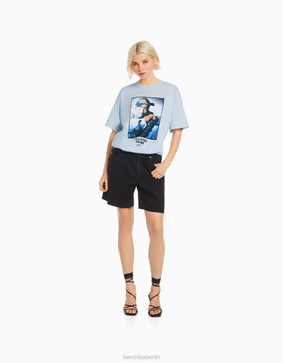 hellblau Bershka Frauen Tupac-T-Shirt mit kurzen Ärmeln H00J340