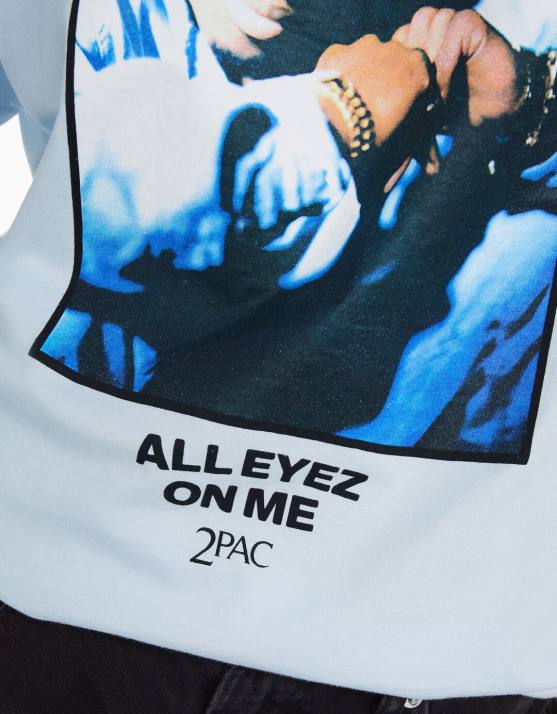 hellblau Bershka Frauen Tupac-T-Shirt mit kurzen Ärmeln H00J340