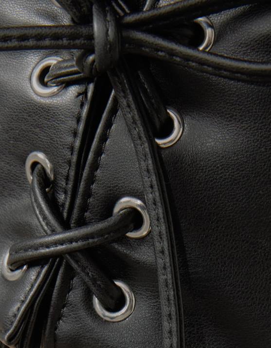 Schwarz Bershka Frauen Korsett-Bralette-Oberteil mit Schnürung H00J866