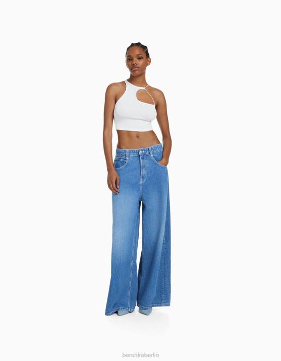 Weiss Bershka Frauen Ärmelloses, asymmetrisches Crop-Top H00J708