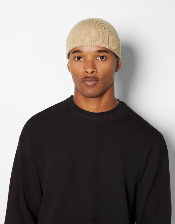 Sand Bershka Frauen kurze Mütze H00J2559