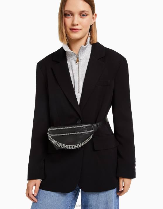 Schwarz Bershka Frauen Gürteltasche aus Kunstleder H00J2393
