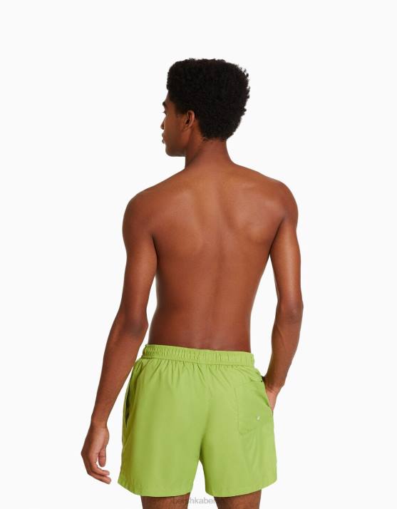 Grün Bershka Männer einfache Boardshorts H00J3401