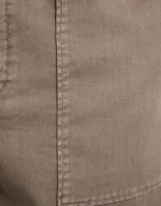 Kamel Bershka Männer Rustikale, locker sitzende Hose H00J3212