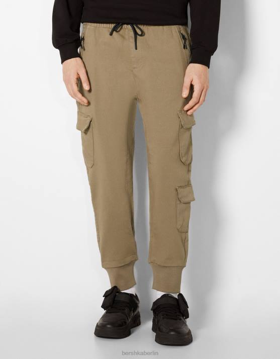 Kamel Bershka Männer schmale Cargo-Jogginghose H00J3225