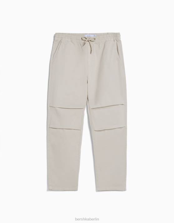 Sand Bershka Männer locker sitzende Baumwollhose H00J3452