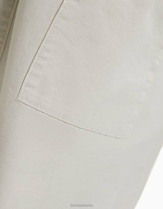 Sand Bershka Männer locker sitzende Baumwollhose H00J3452