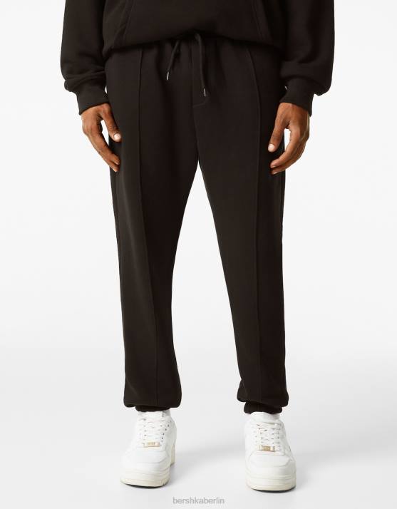 Schwarz Bershka Männer Plüsch-Jogginghose H00J3269