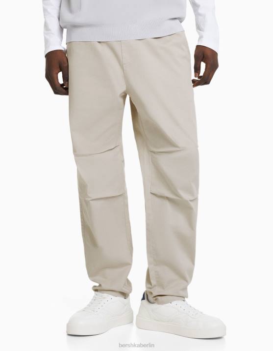 exklusiv Bershka Männer locker sitzende Baumwollhose H00J3274