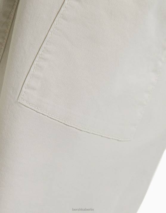 exklusiv Bershka Männer locker sitzende Baumwollhose H00J3274