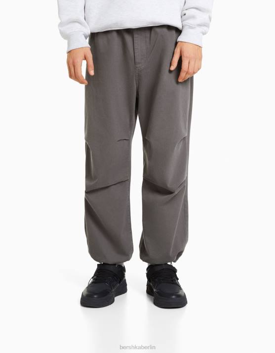 grau Bershka Männer Fallschirmhose aus Baumwolle H00J3220