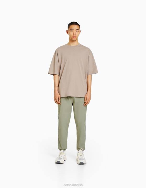 khaki Bershka Männer Jogginghose aus Baumwolle H00J3260