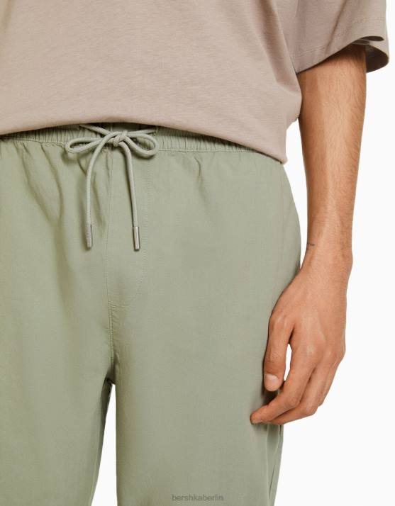 khaki Bershka Männer Jogginghose aus Baumwolle H00J3260