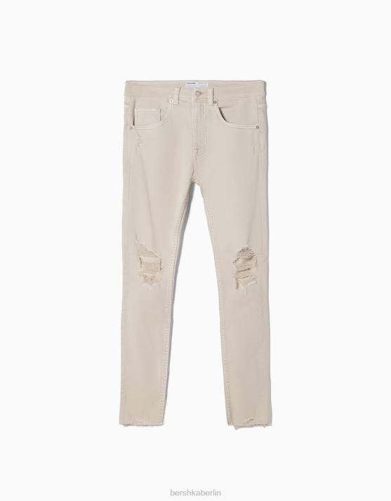 Beige Bershka Männer Superenge, zerrissene Jeans H00J3185