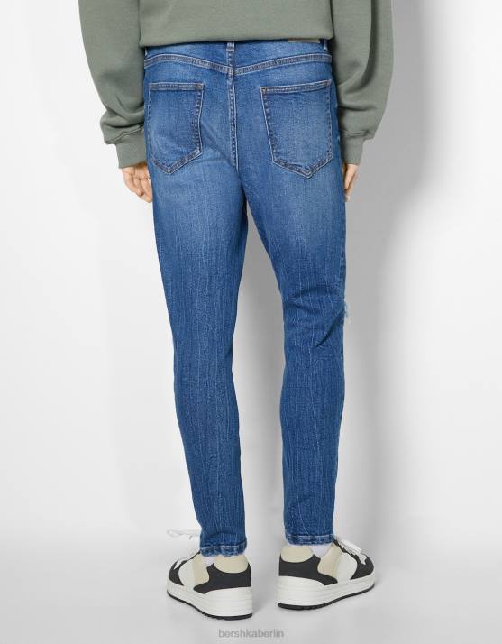 Blau Bershka Männer Zerrissene Carrot-Fit-Jeans H00J3201