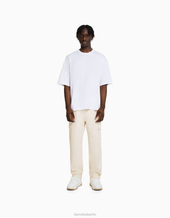 Creme Bershka Männer Cargo-Jeans mit weitem Bein H00J3118