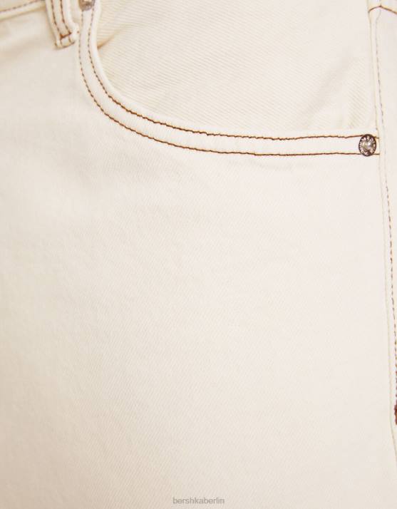 Creme Bershka Männer farbige Baggy-Jeans H00J3113