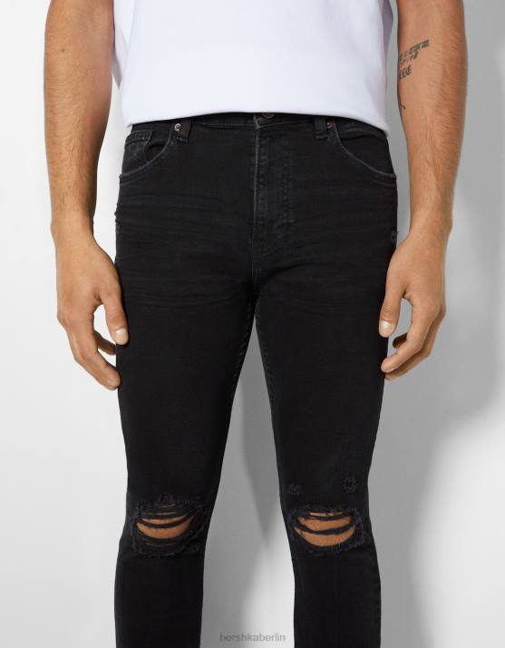 Schwarz Bershka Männer Superenge, zerrissene Jeans H00J3166