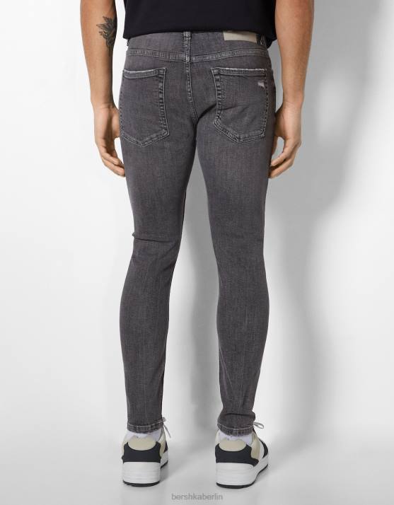 dunkelgrau Bershka Männer Superenge, zerrissene Jeans H00J3169
