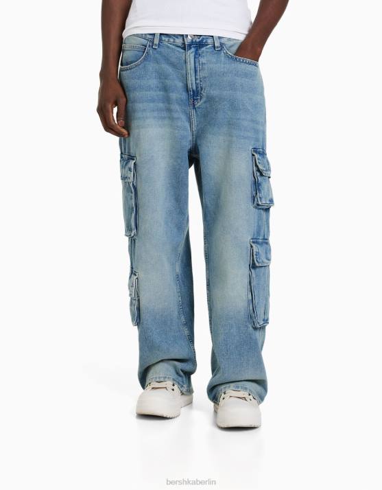 hellblau Bershka Männer Cargo-Jeans mit mehreren Taschen H00J3136