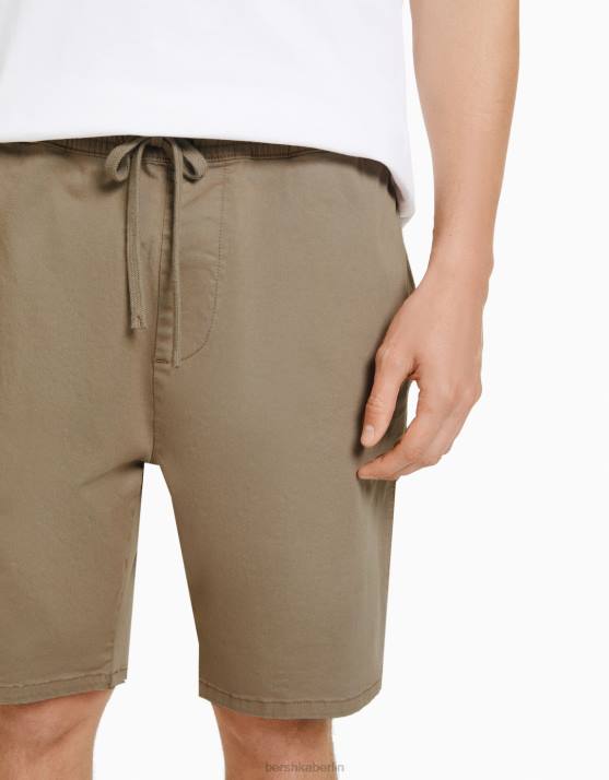Kamel Bershka Männer Bermuda-Jogginghose H00J3357