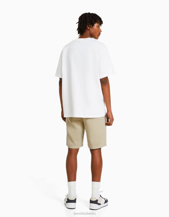 Kamel Bershka Männer Bermuda-Sweatshorts mit rustikalem Finish H00J3306