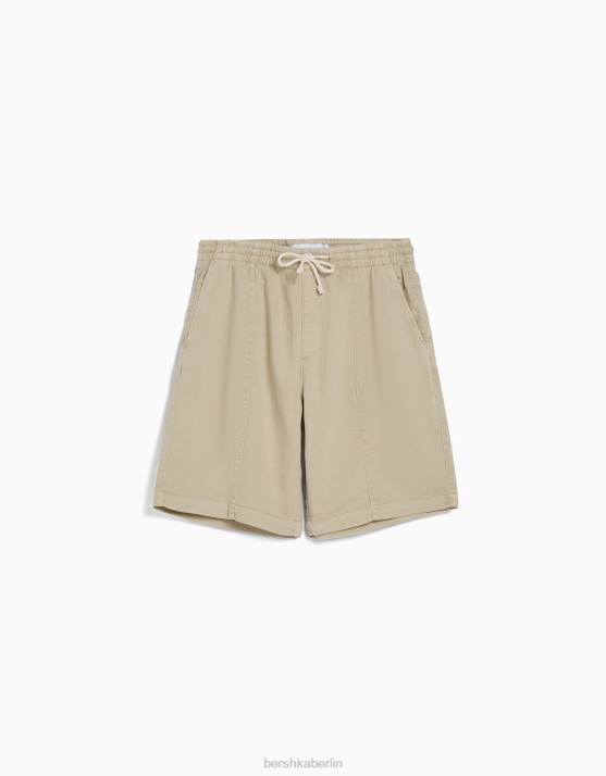 Kamel Bershka Männer Bermuda-Sweatshorts mit rustikalem Finish H00J3306