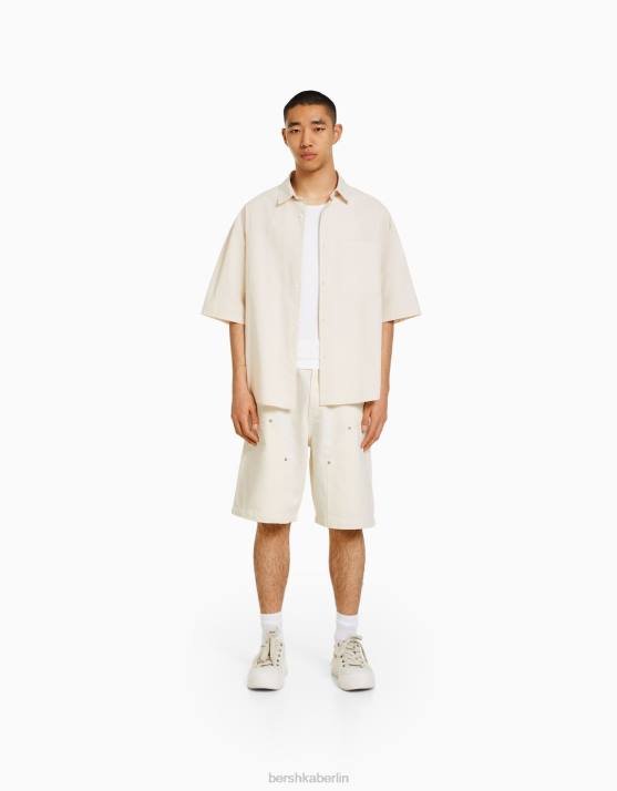 Sand Bershka Männer Carpenter-Bermudashorts aus Baumwolle H00J3294