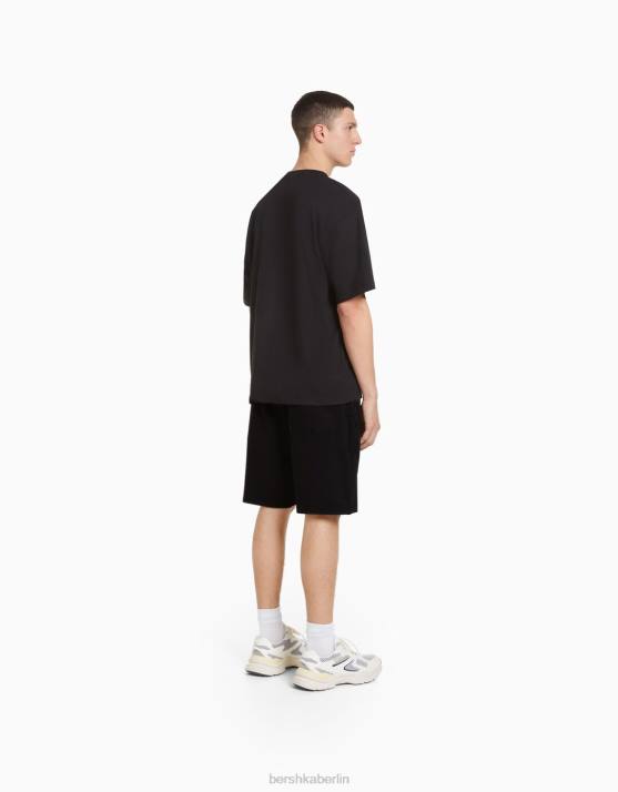 Schwarz Bershka Männer Bermuda-Jogginghose H00J3354