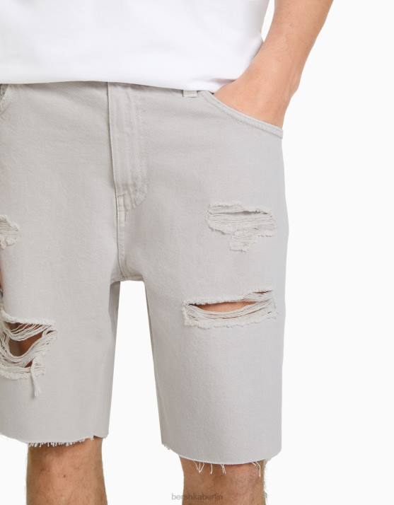 grau Bershka Männer Farbige, zerrissene Denim-Bermudashorts H00J3309