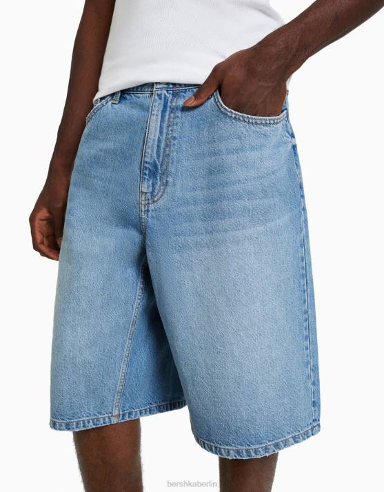 hellblau Bershka Männer Baggy-Jeans-Bermudashorts H00J3336