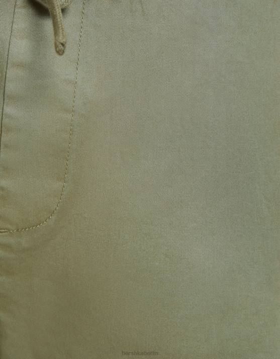 khaki Bershka Männer Bermuda-Jogginghose H00J3355