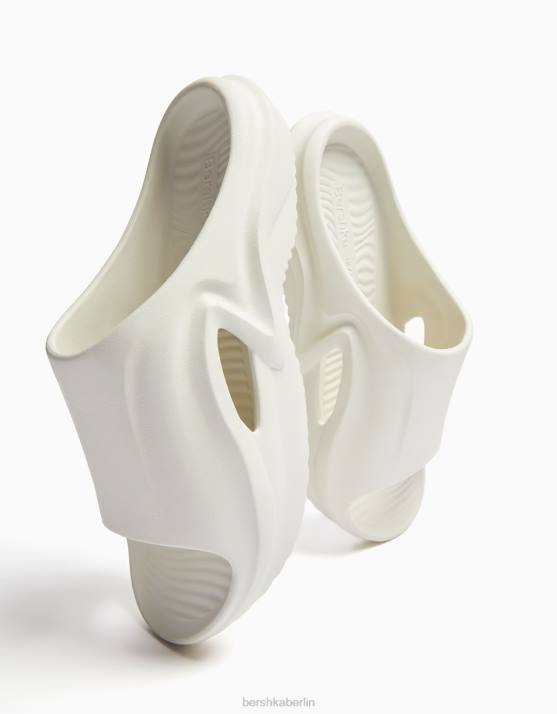 Weiss Bershka Männer technische Sandalen H00J3554