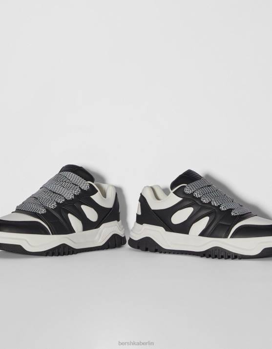 Schwarz Bershka Männer klobige Turnschuhe H00J3492